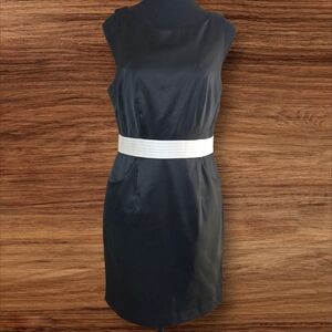 ⭐️Forever 21 Black Mini Dress with White Band And Cute Back Buttons Size Med